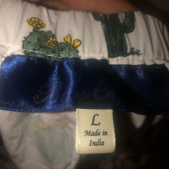 Off the Shoulder Cactus Top - Picture 4 of 4